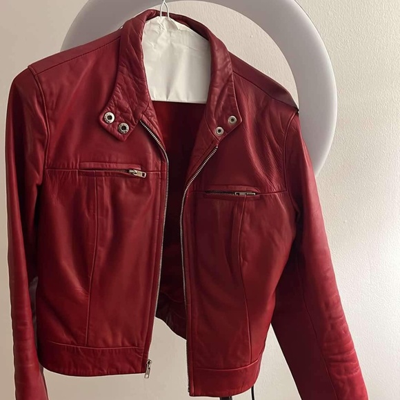 Veste en cuir rouge - Picture 1 of 1